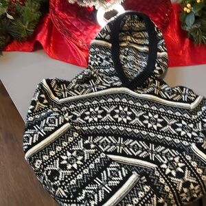 Boys old navy sweater